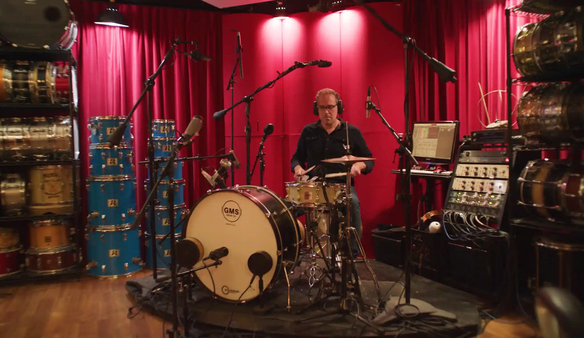 make like a drum and beat it nyt​